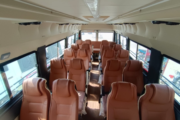 22-Seater Best Tempo Traveller In Jodhpur for Rajasthan sightseeing