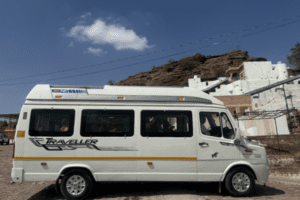 tempo traveller (3)
