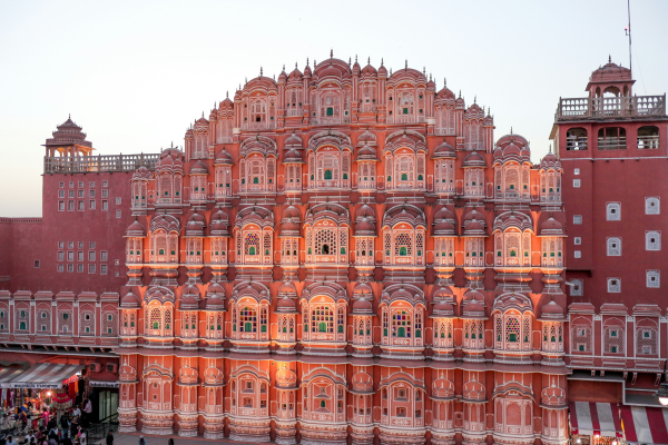 Hawa Mahal tour with Car Hire in Jaipur