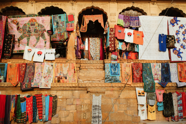 Car hire in Jaisalmer for a full-day city tour covering major attractions