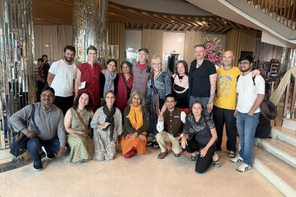 Car Hire in Udaipur for outstation taxi service to major Rajasthan destinations