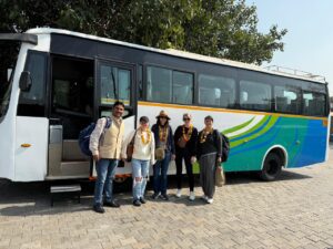 India Car Rental With Driver – Car and Driver in India