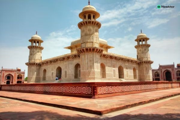 Itimad-ud-Daulah (Baby Taj)