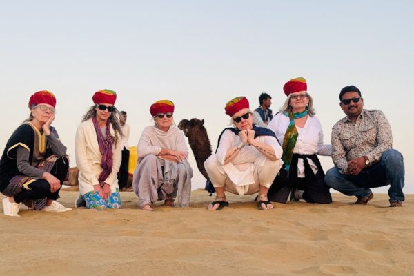 Professional Jaisalmer Sightseeing Taxi service for local city tour and desert sightseeing