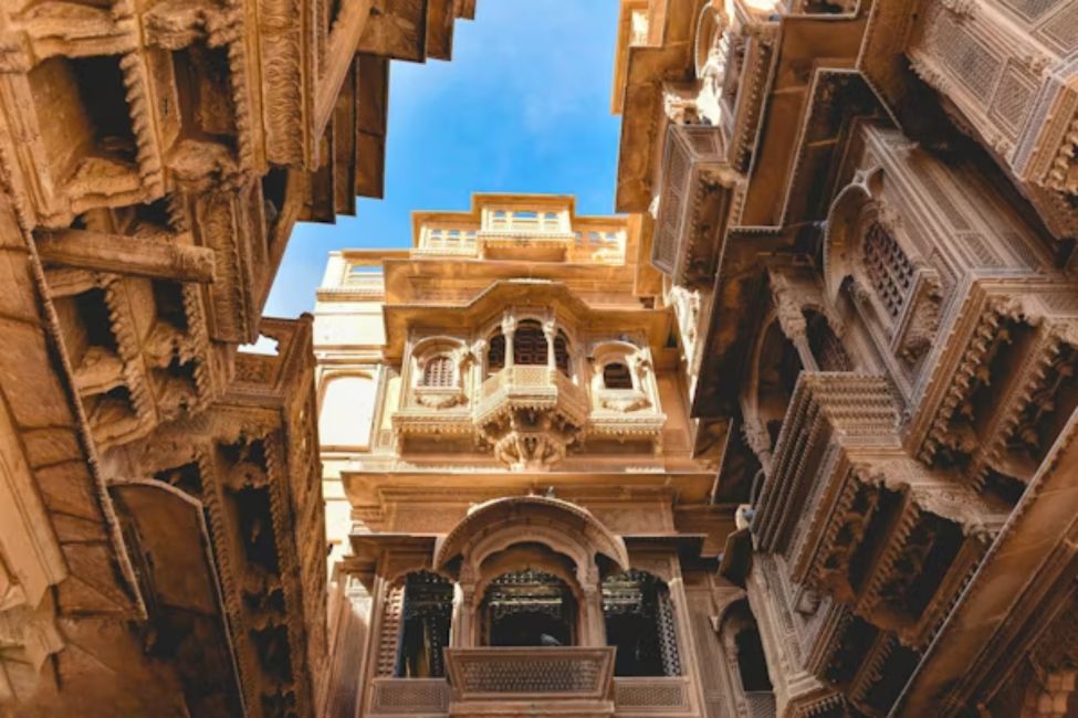 Patwon Ki Haveli covered under Jaisalmer Sightseeing Taxi city tour
