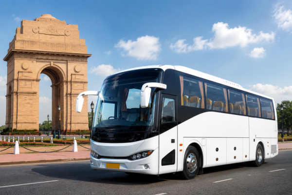 Luxury tourist bus in Delhi for city sightseeing